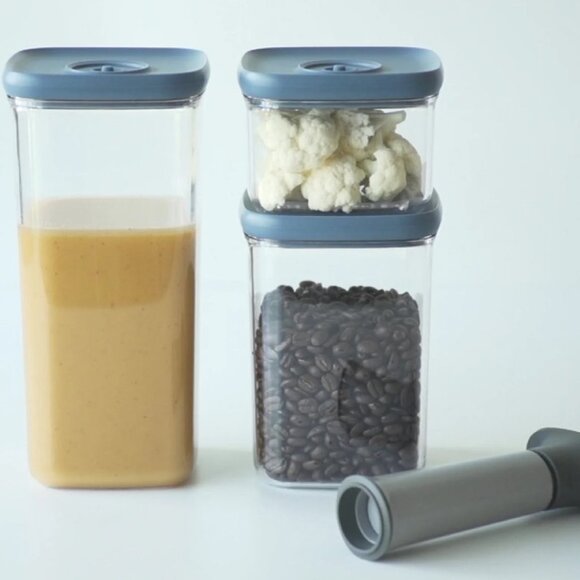 BergHOFF International Leo 4 Piece Vacuum 3 Container Food Storage Set - Picture 3 of 5